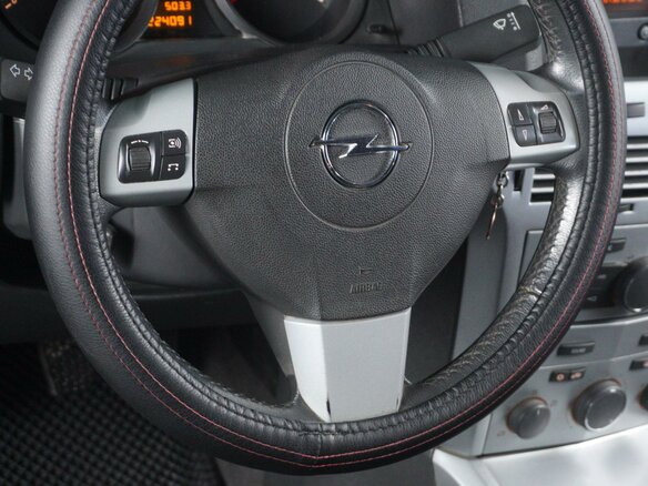 2010 Opel Astra H Рестайлинг, серебристый, 399000 рублей - вид 13