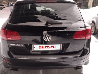2013 Volkswagen Touareg II, чёрный, 2300000 рублей, вид 4