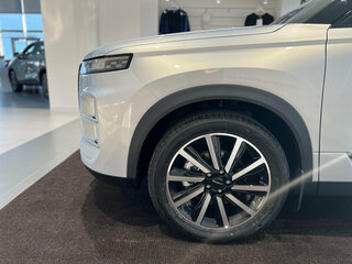 2025 Jaecoo J7 I, серебристый, 3379000 рублей, вид 4