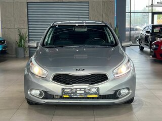 2013 Kia Ceed II, серебристый, 1040000 рублей, вид 2