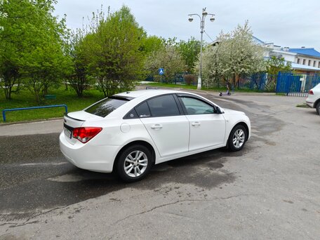 2012 Chevrolet Cruze I, белый, 800000 рублей, вид 5