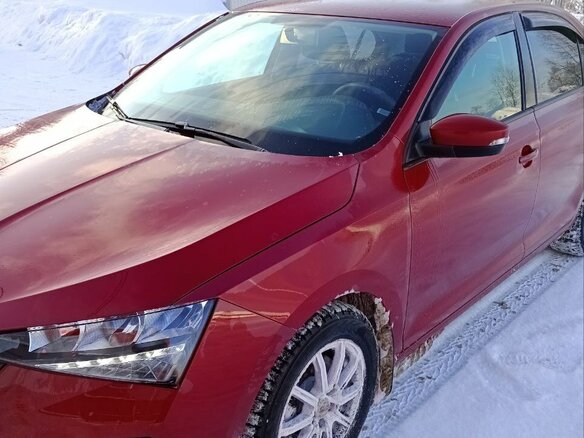 2022 Skoda Rapid II, красный, 1930000 рублей - вид 2