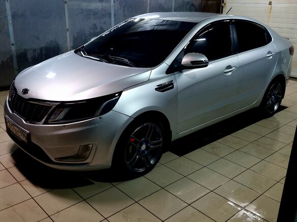 2013 Kia Rio 4-speed III, серый, 650000 рублей - вид 16