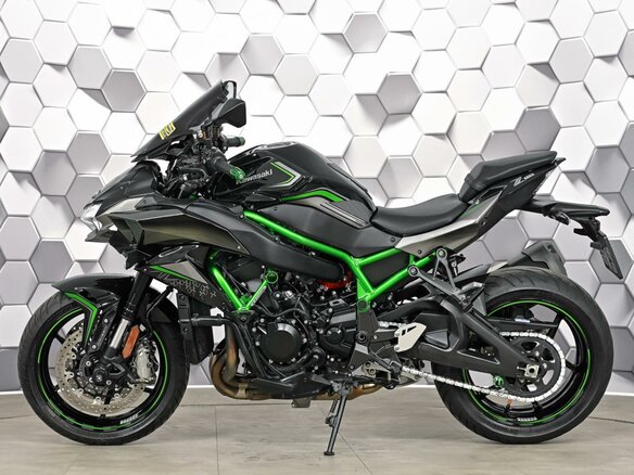 2020 Kawasaki Z H2, чёрный, 1329000 рублей - вид 3