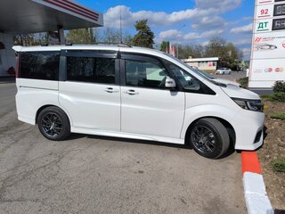 2019 Honda Stepwgn Spada V Рестайлинг, белый, 2375000 рублей, вид 5