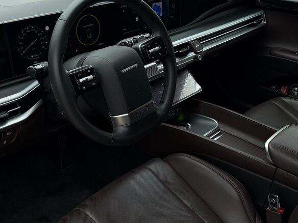 2023 Hyundai Grandeur VII, чёрный, 2500000 рублей - вид 6