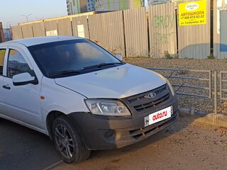 2013 Lada (ВАЗ) Granta I, белый, 299000 рублей, вид 1
