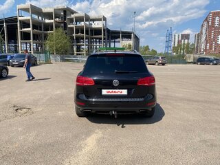 2014 Volkswagen Touareg II, чёрный, 1900000 рублей, вид 4