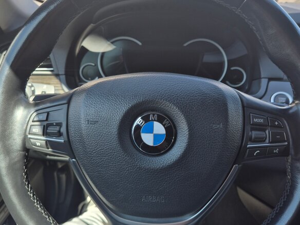 2016 BMW 5 серии 530d xDrive VI (F10/F11/F07) Рестайлинг, чёрный, 3600000 рублей - вид 21