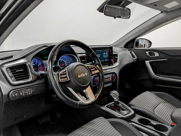 2021 Kia Ceed III Рестайлинг, чёрный - вид 15