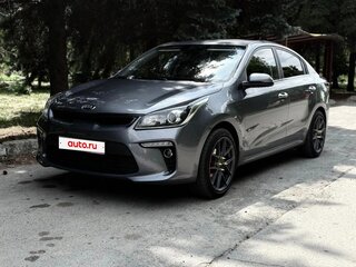 2020 Kia Rio IV, серый, 1795000 рублей, вид 1