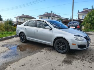 2009 Volkswagen Jetta V, серый, 1100000 рублей, вид 2