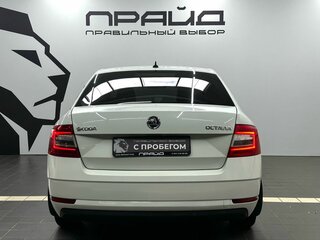 2018 Skoda Octavia III (A7) Рестайлинг, белый, 1099900 рублей, вид 4