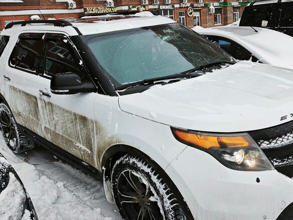2015 Ford Explorer Sport V, белый, 2700000 рублей - вид 17
