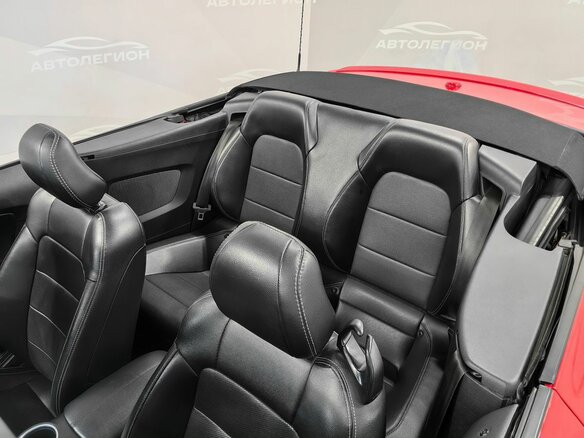 2018 Ford Mustang VI Рестайлинг, красный, 3070000 рублей - вид 19