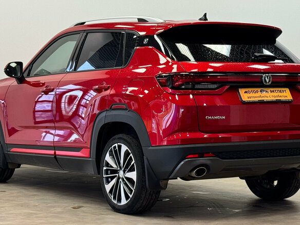 2023 Changan CS35 Plus I Рестайлинг, красный, 1525000 рублей - вид 2