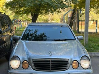 2001 Mercedes-Benz E-Класс 270 II (W210, S210) Рестайлинг, серый, 530000 рублей, вид 3