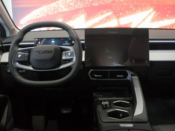 2026 Omoda C5 II, серый, 2929000 рублей - вид 9