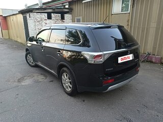 2014 Mitsubishi Outlander III, чёрный, 1310000 рублей, вид 2