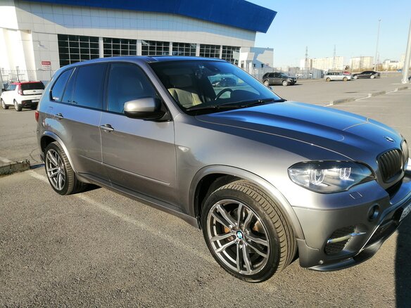 2010 BMW X5 40d II (E70) Рестайлинг, серый, 2600000 рублей - вид 6