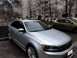 2015 Volkswagen Jetta VI Рестайлинг, серый, 1300000 рублей, вид 3