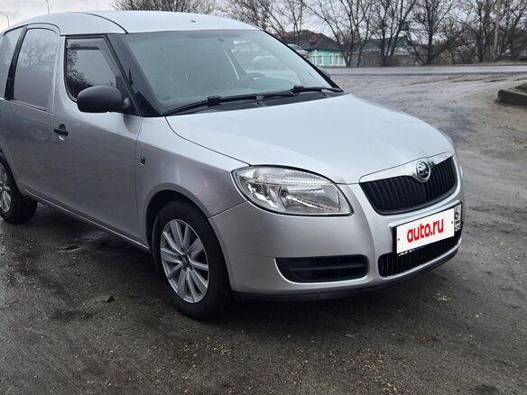 2008 Skoda Praktik, серебристый, 479000 рублей - вид 2