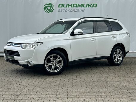 Mitsubishi Outlander III