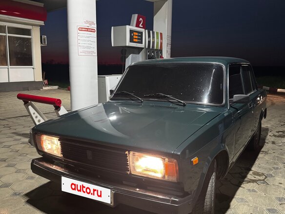 2007 Lada (ВАЗ) 2105, зелёный, 240000 рублей - вид 3