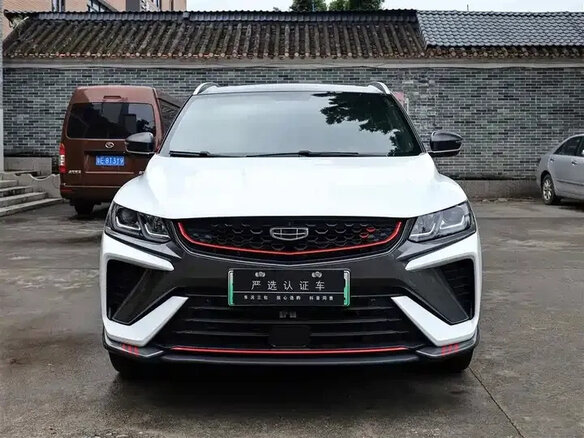 2022 Geely Coolray I, белый, 1530000 рублей - вид 2