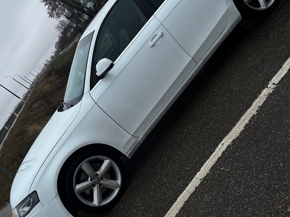 2009 Audi A4 IV (B8), белый, 980000 рублей - вид 9