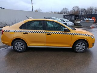 2016 Skoda Rapid I, жёлтый, 410000 рублей, вид 2