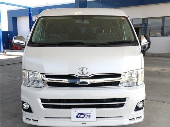 2014 Toyota HiAce H200 Рестайлинг, белый, 2687555 рублей