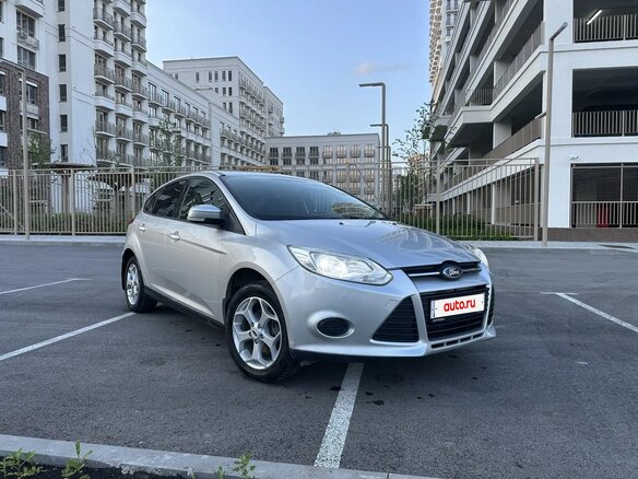 2011 Ford Focus III, серебристый, 770000 рублей - вид 1