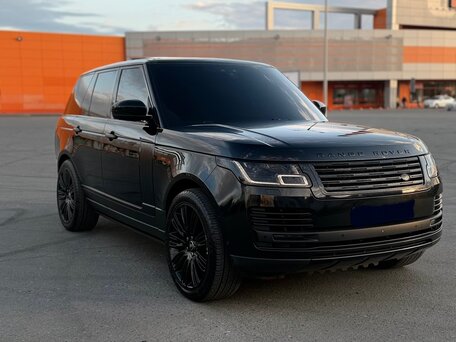2018 Land Rover Range Rover IV Рестайлинг, чёрный, 6900000 рублей, вид 3