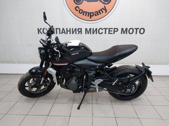 2024 Triumph Trident 660, чёрный, 949000 рублей - вид 1