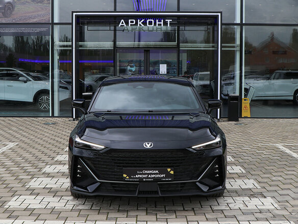 2025 Changan UNI-V I, чёрный - вид 1
