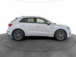2021 Audi Q3 35 TFSI II (F3), белый, 3190000 рублей, вид 4