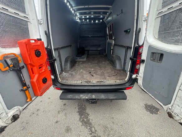 2013 Volkswagen Crafter, белый, 1850000 рублей - вид 9