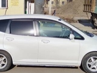 2001 Honda Fit I, белый, 320000 рублей, вид 2