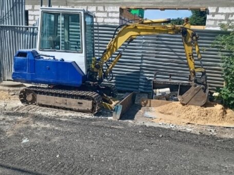 1999 Komatsu PC20, синий, 1100000 рублей, вид 1