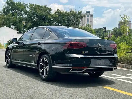 2023 Volkswagen Magotan B8 Рестайлинг, чёрный, 2020000 рублей, вид 4