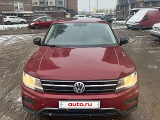 2021 Volkswagen Tiguan Allspace II, пурпурный, 2900000 рублей, вид 1