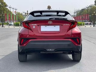 2023 Toyota C-HR I Рестайлинг, красный, 1735000 рублей, вид 5