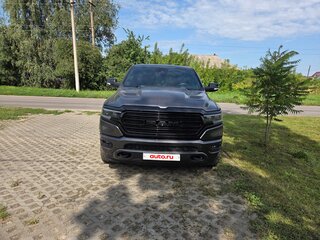 2020 Ram 1500 Crew Cab V, серый, 7100000 рублей, вид 1