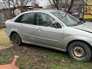 2005 Ford Focus I Рестайлинг, серебристый, 200000 рублей, вид 2