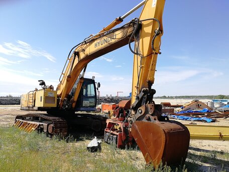 2008 UMG TLB825, жёлтый, 2300000 рублей, вид 1