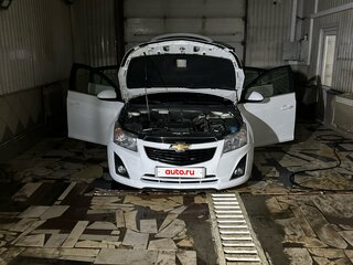 2013 Chevrolet Cruze I Рестайлинг, белый, 1000000 рублей, вид 4