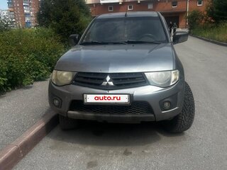 2013 Mitsubishi L200 IV, серый, 1000000 рублей, вид 1