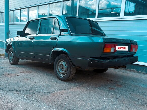 2010 Lada (ВАЗ) 2105, серый - вид 3
