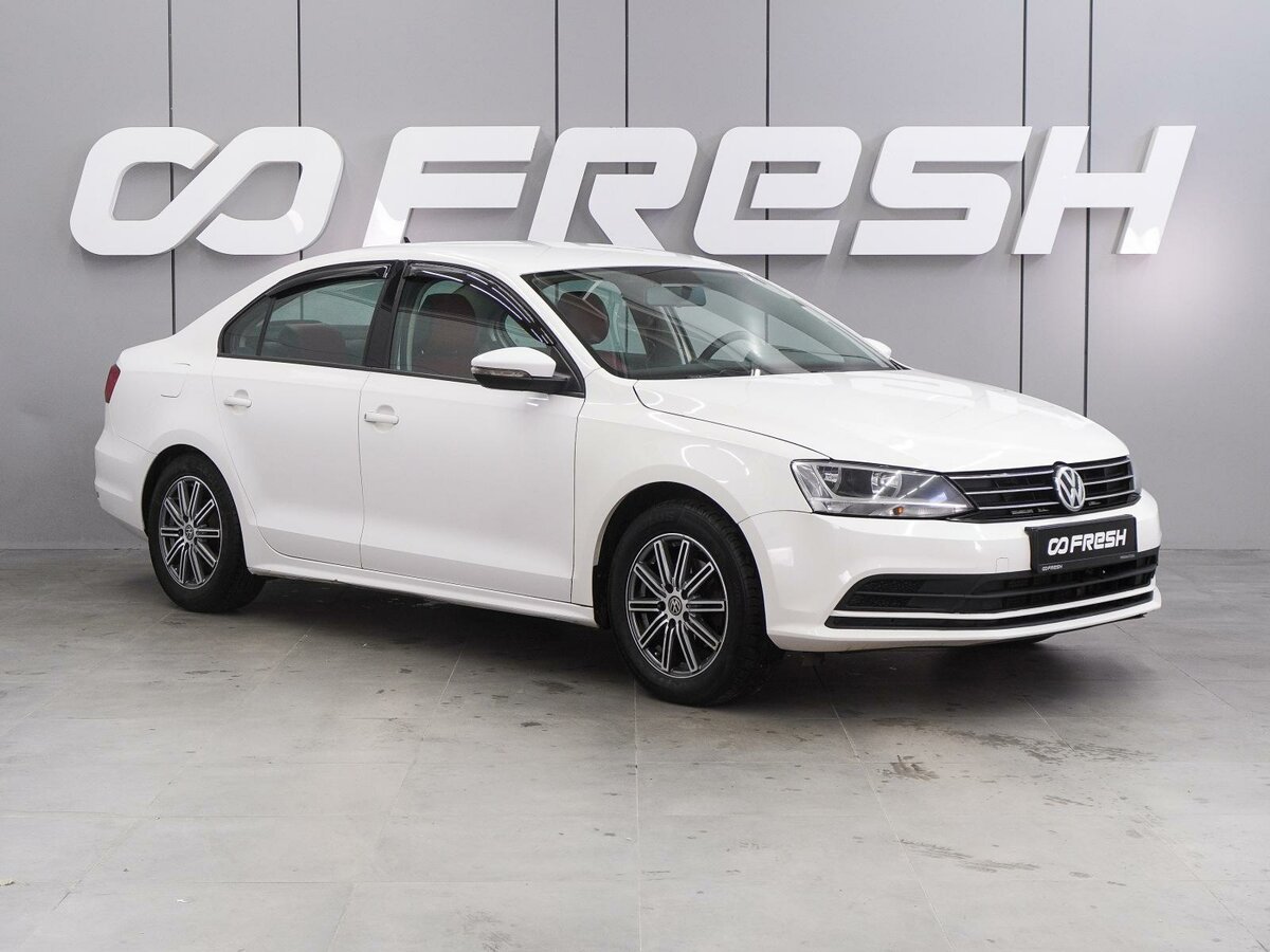 Открыть фотографии: Volkswagen Jetta VI Рестайлинг